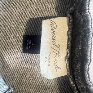 Universal Thread Women's Charcoal Jeans